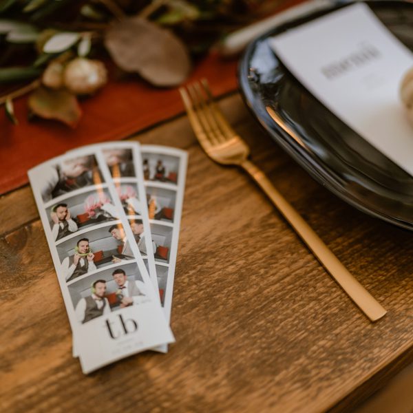 Carapics Fotobox Fotocaravan Hof Eggers Hamburg Norddeutschland Photobooth Fotobulli Orange Vinted Retro Fotostreifen